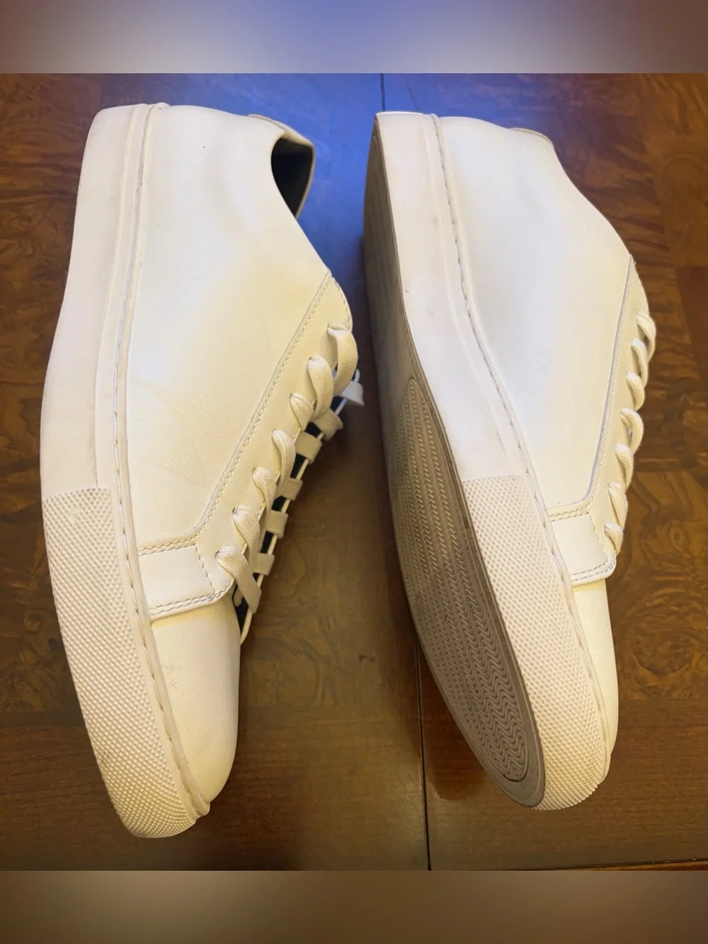 Men's Classic White Low-Top Sneakers - Minimal Leather Look